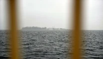 V Baltskom mori chystajú novodobý Alcatraz. Bude to väzenie pre migrantov
