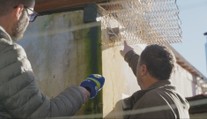 Manželia tvrdia, že ich sused roky sleduje. Kamery im vraj mieria do kúpeľne či spálne, no na polícii neuspeli