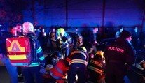 Tragédia na halloweenskej párty neďaleko Zlína. V tlačenici sa zranilo osem ľudí, niektorí sú v kritickom stave