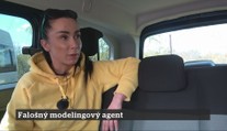 Falošní modelingoví agenti a tréneri hľadajú dievčatá, aby od nich vylákali fotografie. Ak ich pošlú, začne sa peklo