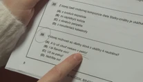 Čo so spornými otázkami v maturitných testoch? Vyškrtli len jednu, bod dostane každý