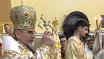 Prehovorila žena, ktorá obvinila biskupa zo sexuálneho obťažovania: Za svojim slovami si stojím