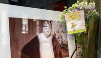 SaS navrhne vyhlásenie štátneho smútku na uctenie si Milana Lasicu (†81)