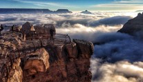 Pri páde vrtuľníka vo Veľkom kaňone zahynuli traja britskí turisti