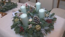 Budúcu nedeľu zapálime prvú sviečku. Ukážeme vám, ako si sami viete vytvoriť adventný veniec