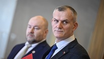 Rebel z Hlasu opúšťa stranu a pridáva sa k Huliakovi