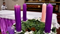 Prvou adventnou nedeľou sa začína čas duchovnej prípravy na Vianoce