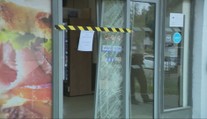 V Bratislave sa pokúsili odpáliť bankomat. Zlodejov pri čine niečo vyrušilo