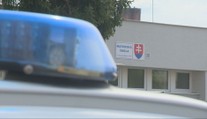 Dvojičky priniesli striekačky do škôlky z domu. Ich matka je údajne narkomanka