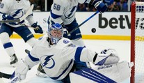 Vynikal, stopol ho až Slafkovský. Najlepším brankárom NHL je druhýkrát v kariére Černákov spoluhráč