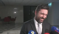 Vláda má pre vysoký dlh požiadať parlament o dôveru. Ministra Takáča táto otázka poriadne rozosmiala