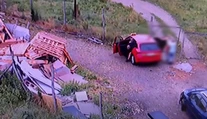 „Chytili tehlu a udreli ma do hlavy.“ Taxikár opísal brutálny útok v Hlohovci