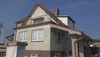 V dome v Bojniciach našli mŕtvu ženu (†46), zrejme ju niekto zadusil uterákom