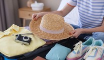 Balíte sa na dovolenku? Tento ťahák vám pomôže na nič podstatné nezabudnúť