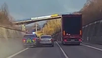 VIDEO: Šialená policajná naháňačka na Orave. Obvinili troch Poliakov, ktorí vyhodili do vzduchu bankomat