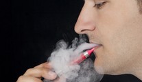 Pozor na elektronické cigarety! Pre začiatočníka môžu byť niektoré druhy nebezpečné