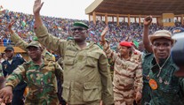 Nigerská Junta povolila Burkine Faso a Mali zasiahnuť na svojom území v prípade útoku