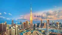 Dubaj chce prilákať turistov. Ľuďom ponúka odmenu v stovkách eur