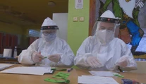 Našli sme obec, ktorá na testovaní obyvateľov zarobila a na živote v nej sa to aj prejavilo