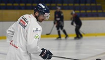 Nepríjemná skúsenosť hokejistu Juraja Valacha: Na ulici si vypočul, že jeho hendikepovaný syn patrí do ústavu