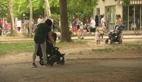 Príspevok 333 eur na každé dieťa pre rodiny v núdzi spustil lavínu emócií