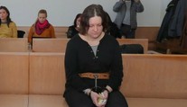 ČR: Vrahyňa odsúdená na 30 rokov vo väznici otehotnela. Zrejme s dozorcom