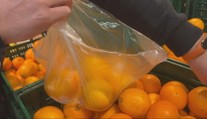 Plastovým vreckám zvoní umieračik. Rezort životného prostredia ich chce zakázať