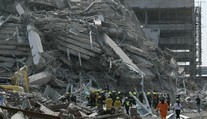 Slovák, ktorý žije v Bangkoku: V médiách tu píšu, že zrútenú budovu stavala firma, ktorej pred mesiacom padla diaľnica