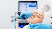 Zákrok budúcnosti? Novinka v estetickej medicíne sľubuje pevnejšie kontúry bez veľkej operácie