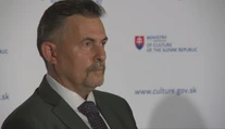 „Keď dačo podpíšem, mňa zavrú.“ Šéf Fondu na podporu umenia v nahrávke spomína aj Lukáša Machalu