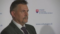 „Keď dačo podpíšem, mňa zavrú.“ Šéf Fondu na podporu umenia v nahrávke spomína aj Lukáša Machalu