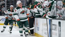 Ruská hviezda mala odmietnuť najlukratívnejší kontrakt v histórii NHL. Reagoval aj generálny manažér Wild