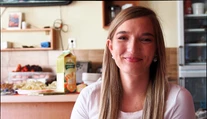Dominiku následky covidu sprevádzajú dodnes. Niektoré dni sa nedokáže ani osprchovať či pripraviť si jedlo (príbeh)