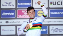 Evenepoel ovládol individuálnu časovku. Talianskeho favorita v závere odsunul na druhé miesto