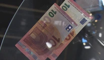Slabá ekonomika, rast nezamestnanosti a zdražovanie. Slováci budú mať v roku 2026 problém, varuje NBS