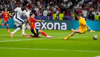 VIDEO: V správny čas na správnom mieste. Pozrite si zlatý gól Španielov vo finále Eura