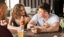 Láska na prvý pohľad? Päť otázok, ktoré vám prezradia, či je medzi vami chémia