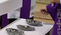 V liturgickom kalendári sa začal 40-dňový pôst. Popolcovej strede sa prispôsobili aj viaceré reštaurácie