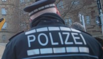 V Rakúsku sa prevrátil kočiar s dovolenkármi, hlásia viacero zranených
