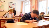 Monitor Európskej komisie: Na Slovensku sa potvrdili veľké regionálne rozdiely v testovaní piatakov