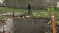 Prednosta chcel ochrániť obyvateľov, no vyslúžil si preklínanie a útok