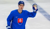 Slafkovský trénuje s Košicami. Spoluhráči z NHL sa na ňom bavia