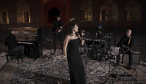 Nemilosrdný verdikt. Iránska speváčka dostala 74 rán bičom za online koncert bez hidžábu