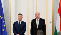 Maďarský prezident Sulyok odmieta nátlak, rezignovať nemieni. Magyar ho chce odvolať