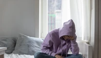 Znaky puberty vykazujú už aj 7-ročné dievčatá a vek dospievania stále klesá. V hre sú tri možné príčiny