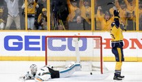 Dallas a Nashville si vynútili siedme zápasy