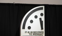 Ľudstvo sa priblížilo ku globálnej skaze. Ručička Hodín posledného súdu sa posunula smerom k polnoci