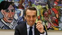 Novým rakúskym kancelárom sa podľa médií stane šéf železníc Christian Kern