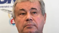 Bývalý minister školstva Ján Mikolaj sa možno vráti na scénu