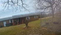 Chlapec (4) bol u starých rodičov. Keď chcel pohladkať šteňatá, jedno z nich mu odtrhlo ruku